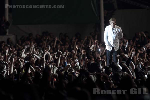 THE HIVES - 2014-08-22 - SAINT CLOUD - Domaine National - Grande Scene - Per Almqvist